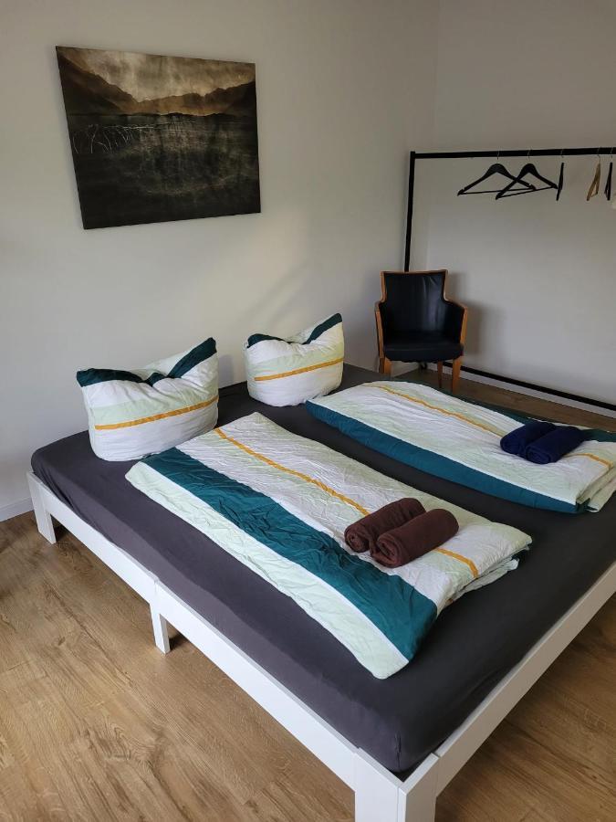 Schöne, gemütliche möblierte 2 Zi Wohnung in RGB Regensburg Exterior foto